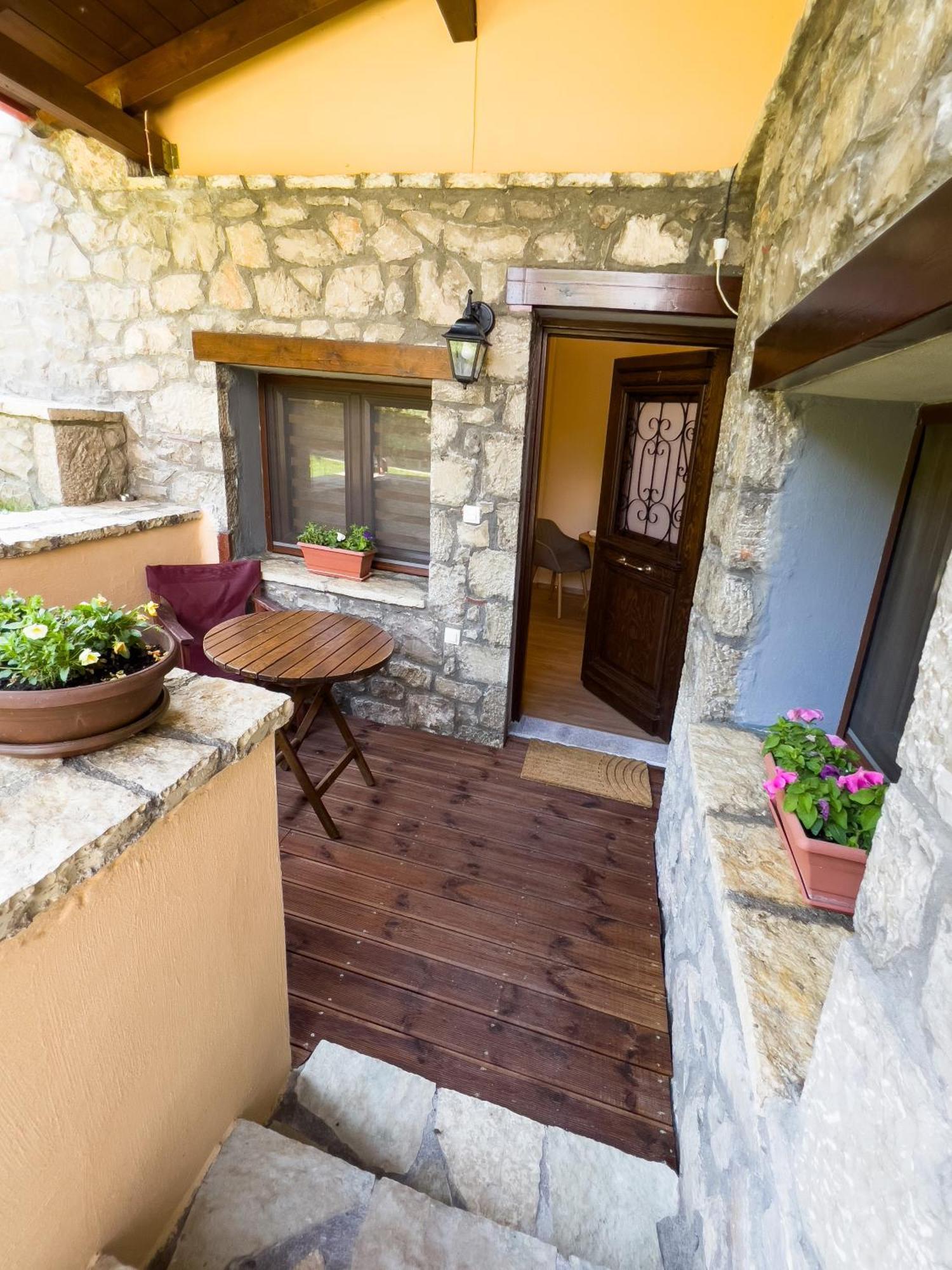 Dryas Guesthouse Polydrosos Exterior foto